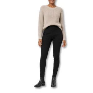Black Skinny Pull-On Pants – Size XS